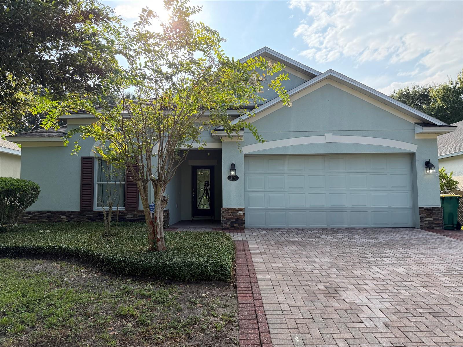 115 Gladesdown Ct, FL