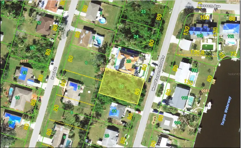 570 W Tarpon Blvd Nw, FL