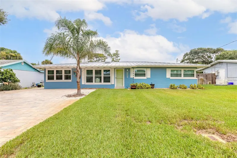 808 E 16th Ave, FL