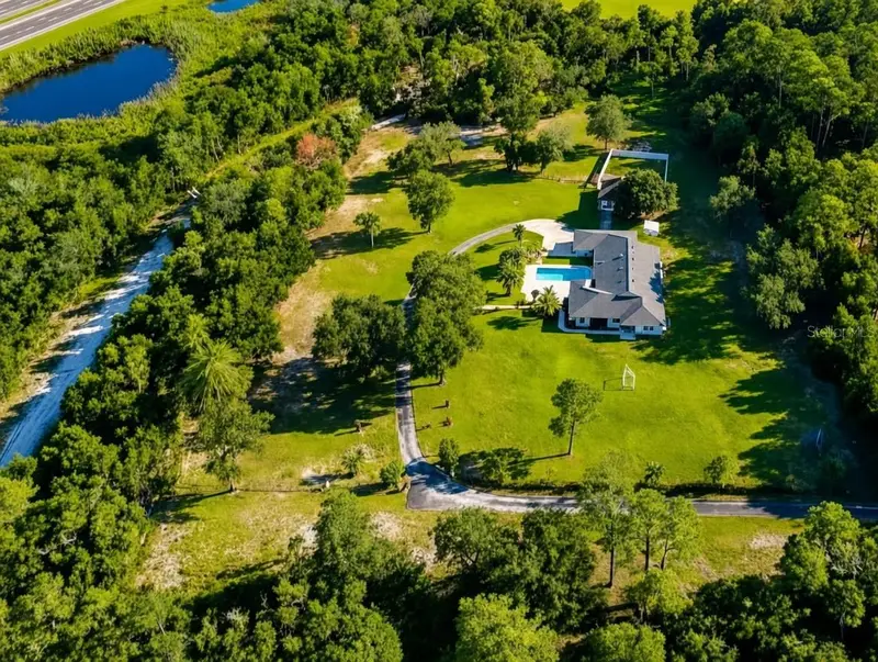 1 Cunningham Ln, FL