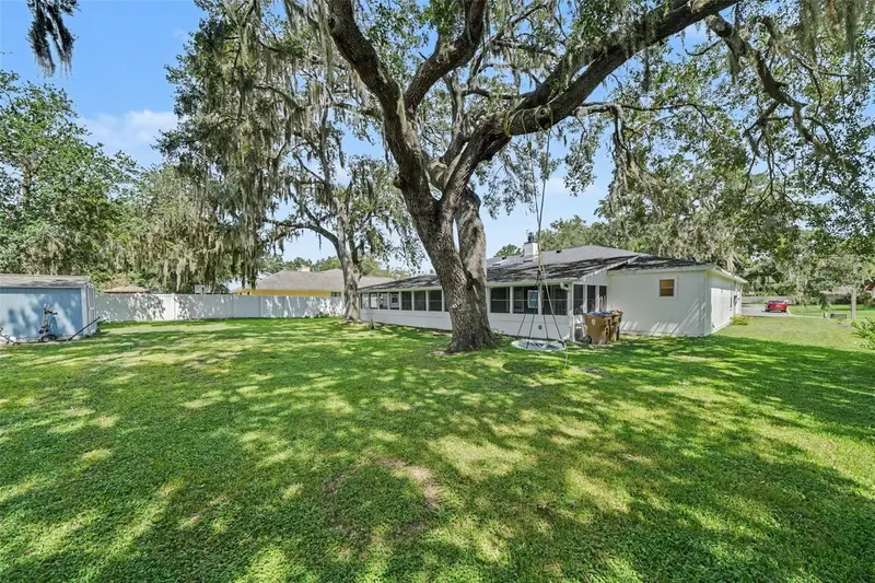 1592 Skyline Dr, FL