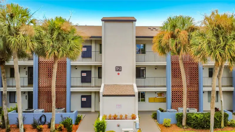 15 Escondido Ct #148, FL