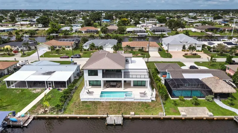 133 Leland, FL