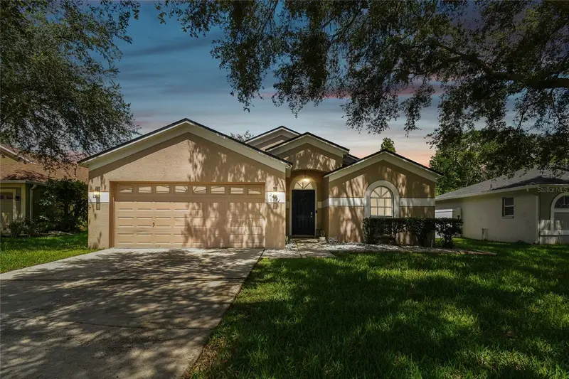 24541 Laurel Ridge Dr, FL