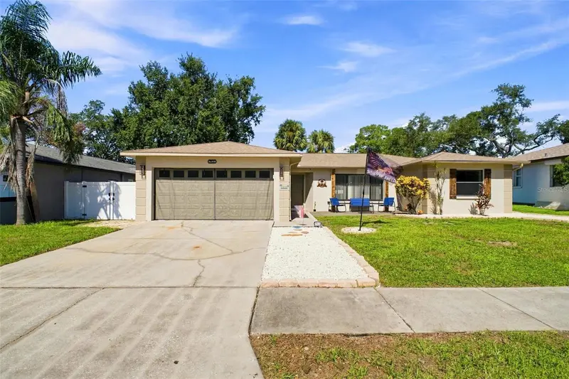 1830 Willow Oak Dr W, FL