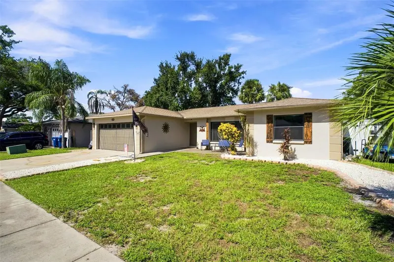1830 Willow Oak Dr W, FL