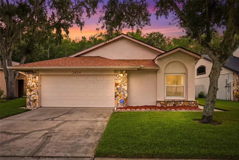 2424 Pewter Ct, FL