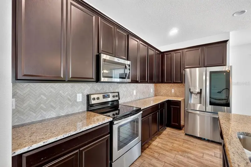 3833 Loon Ln, FL