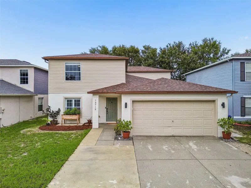 13715 Tramore Dr, FL