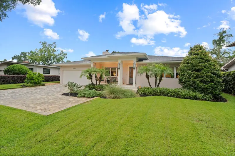 890 N Phelps Ave, FL