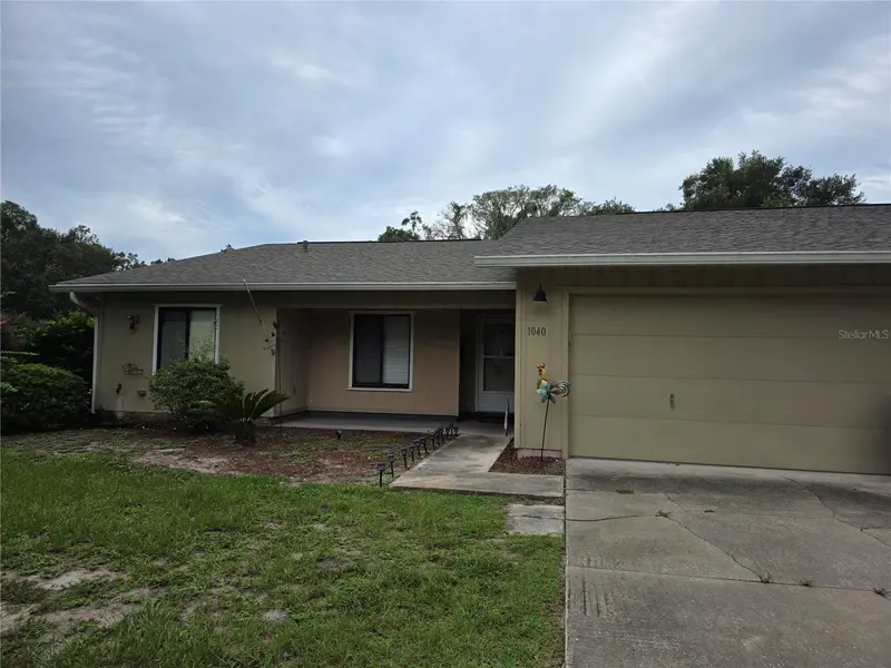 1040 W Village Green Rd, FL