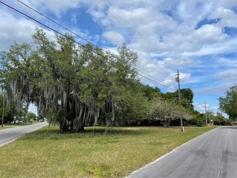 Clara Ave, FL