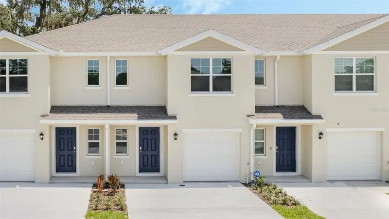 518 Prosecco Dr, FL