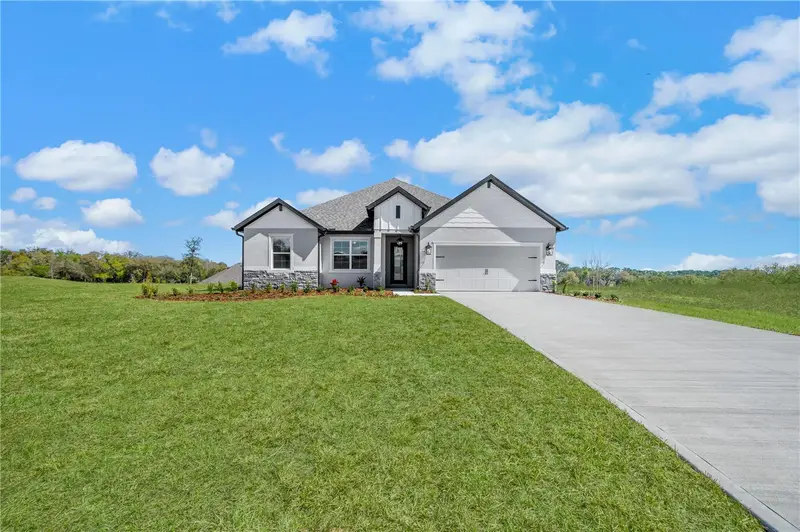 Fruitland Park listing