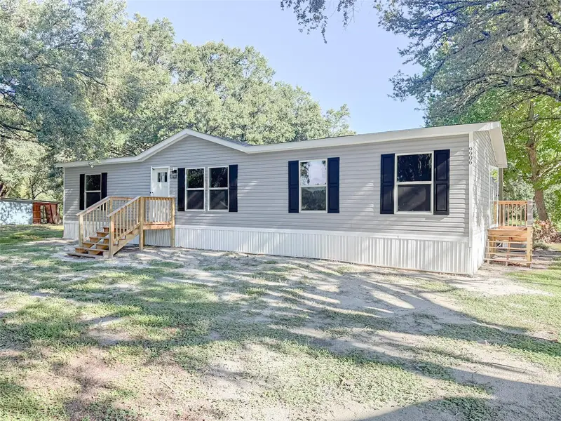 9906 N Rd 33, FL