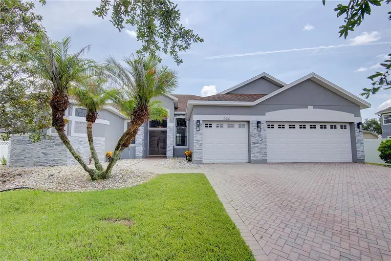 2407 Foliage Oak Ter, FL