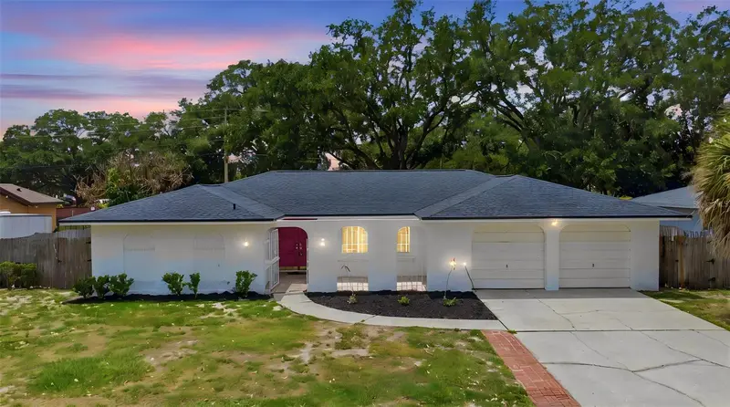 6785 Tamarind Cir, FL