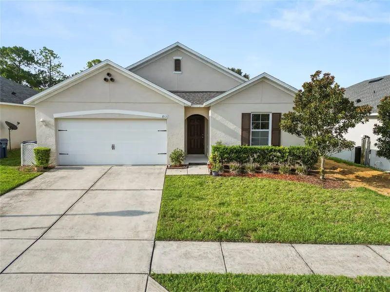 813 Sheen Cir, FL