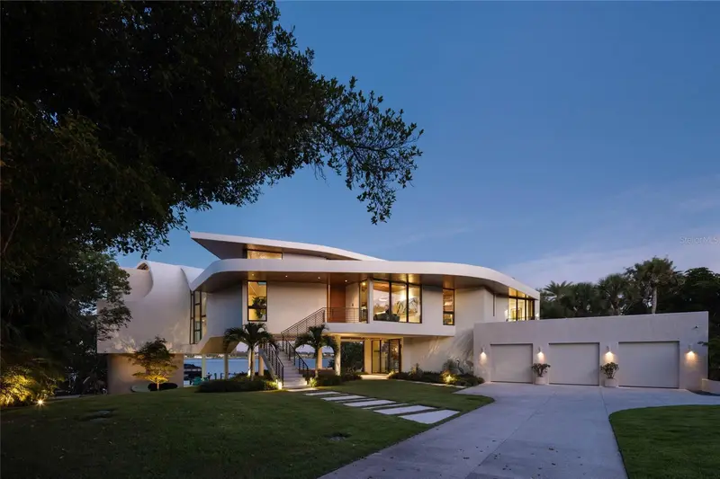 Casey Key listing