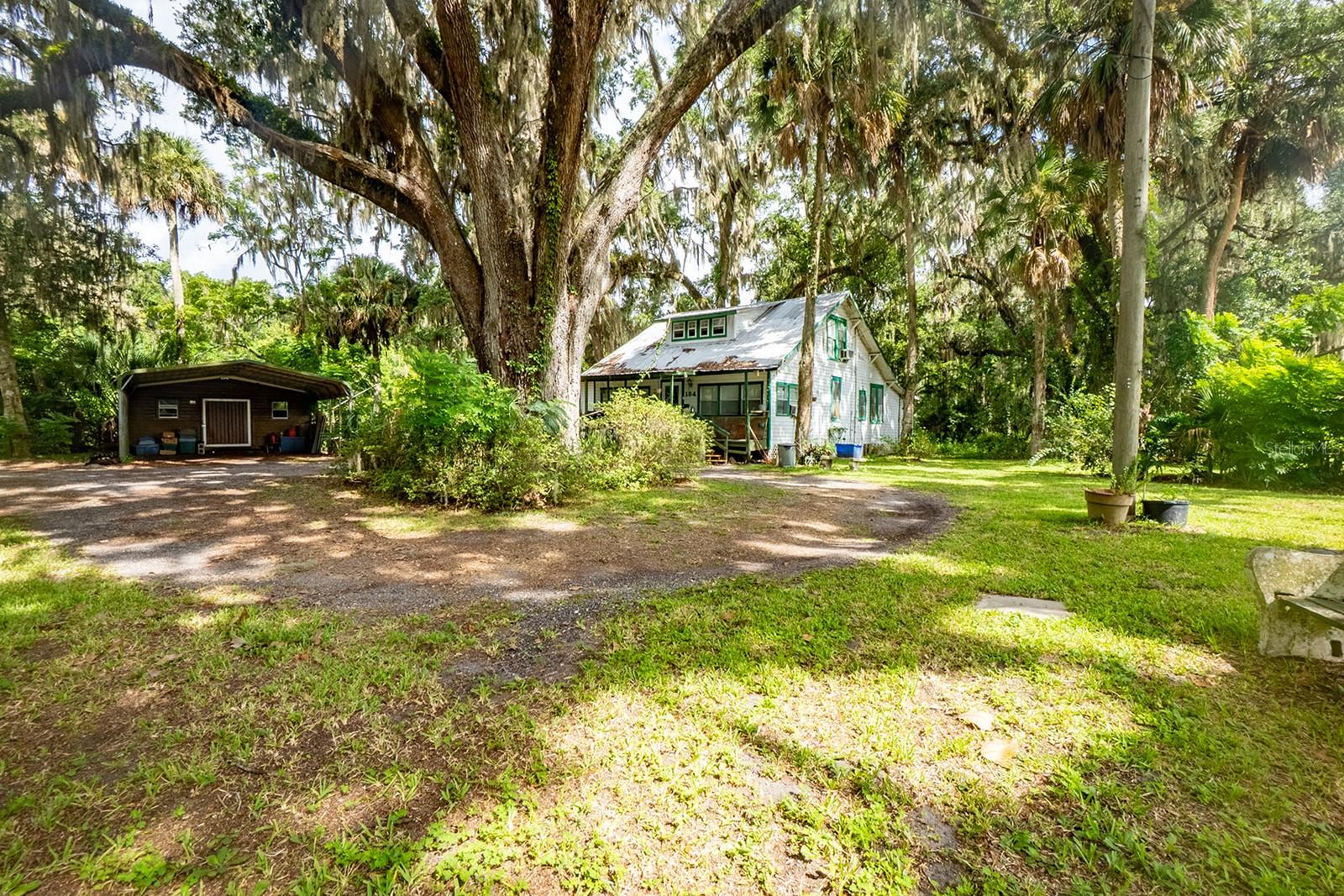 104 W Louis Broer Rd, FL