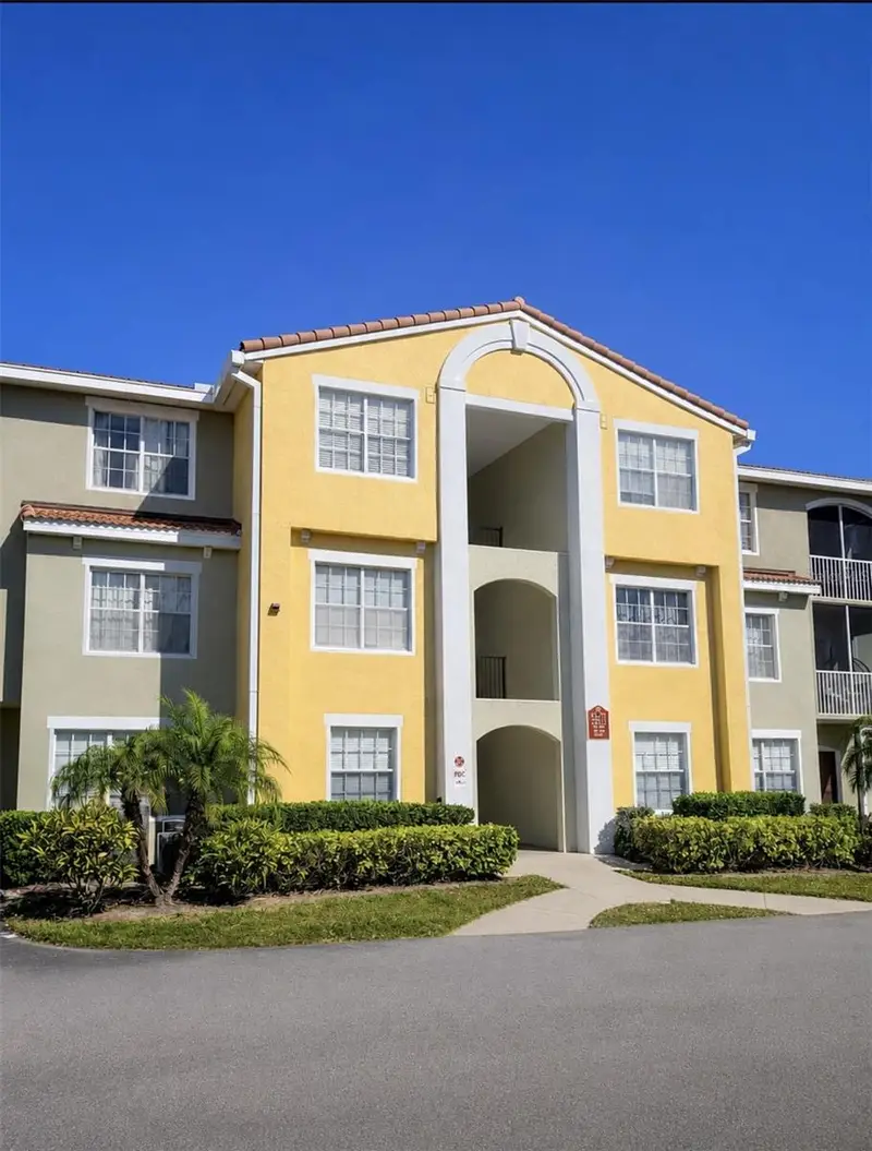 5601 Bentgrass Dr #10-202, FL