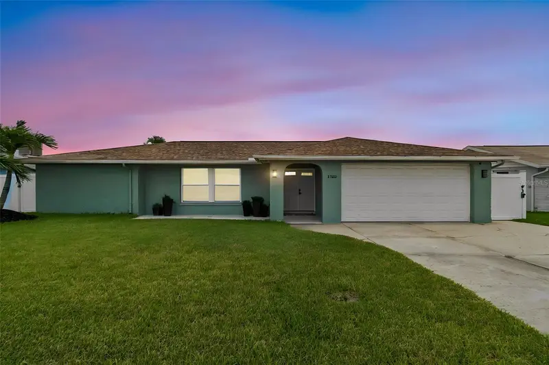 1166 Chancellor Dr, FL
