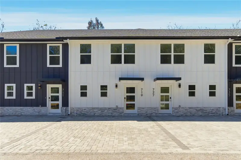 719 Clemson Dr, FL