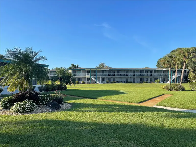1600 W Lake Parker Dr #A25, FL
