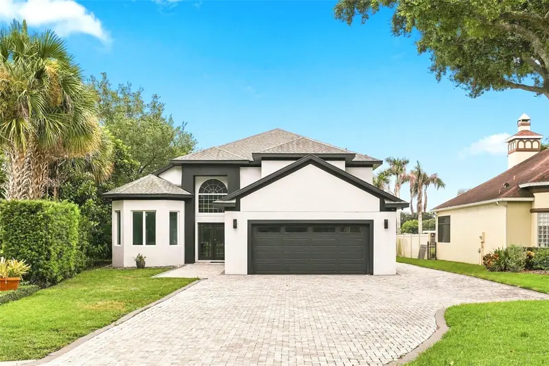 673 Lake Harbor Cir, FL