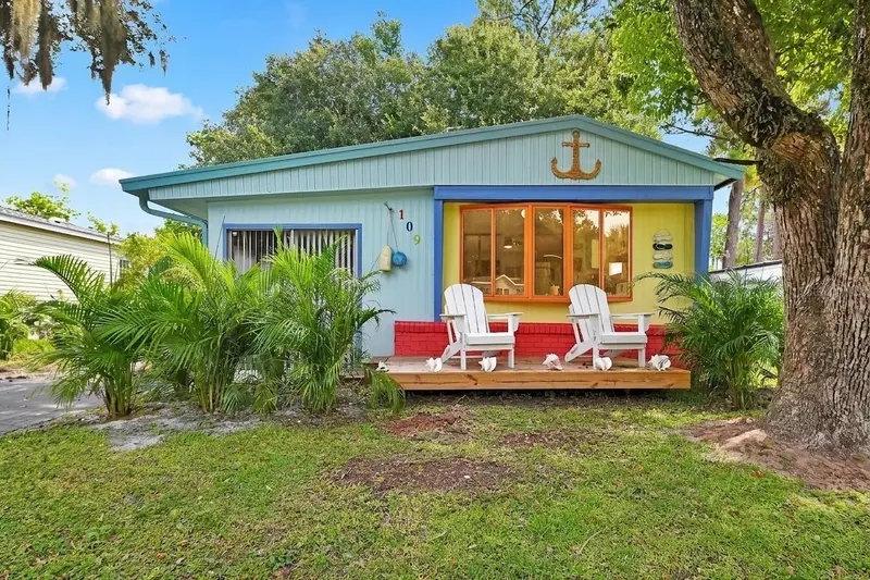 109 Cypress Dr, FL