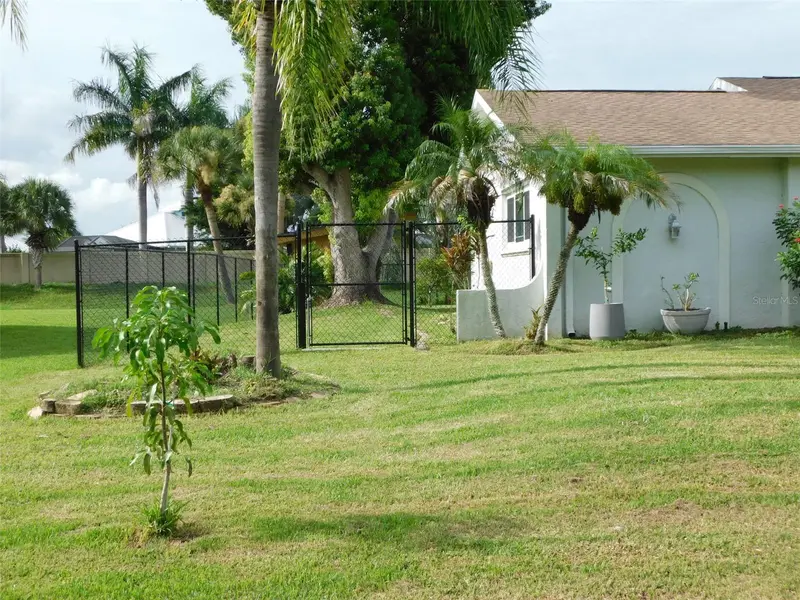8750 Sw Liverpool Rd, FL