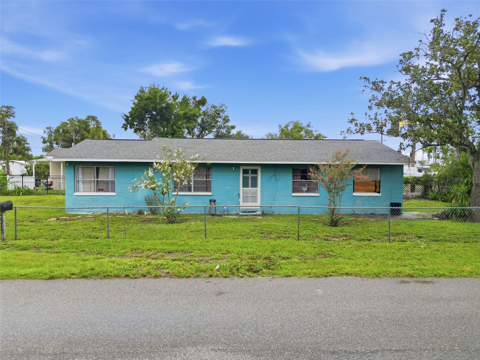 2215 Emma St, FL