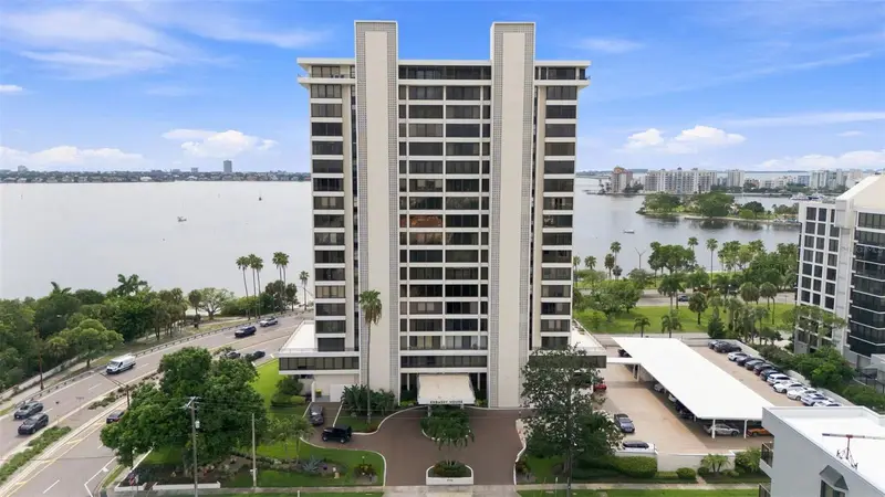 770 S Palm Ave #1804, FL