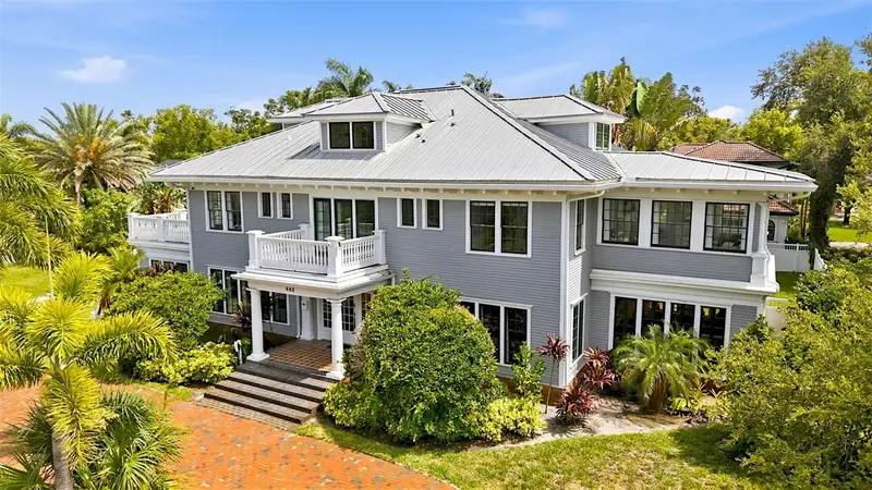 403 Magnolia Dr, FL