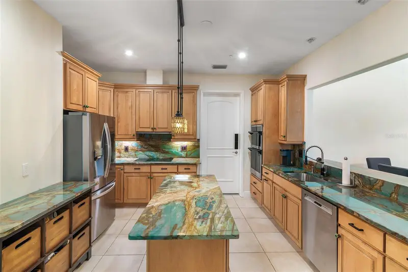 120 Avenue De La Mer #1501, FL