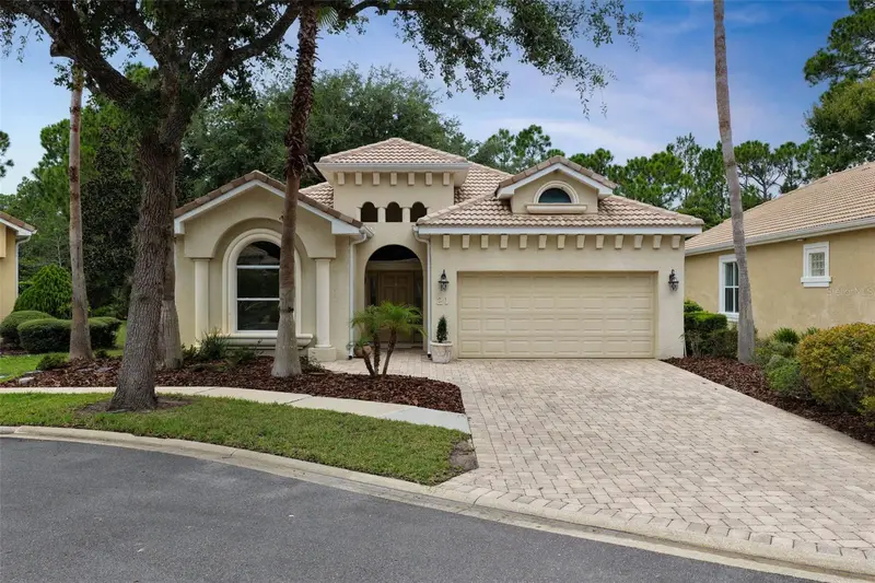 21 Village View Dr, FL