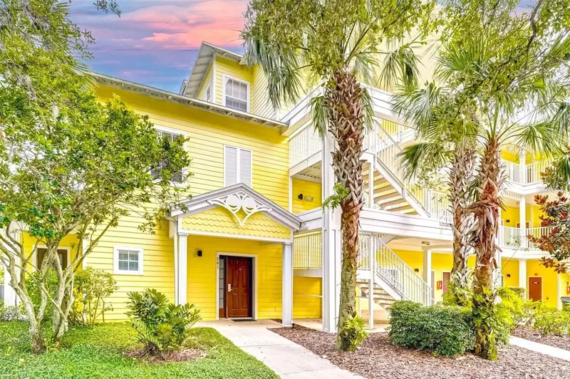 205 Lucaya Loop #205, FL