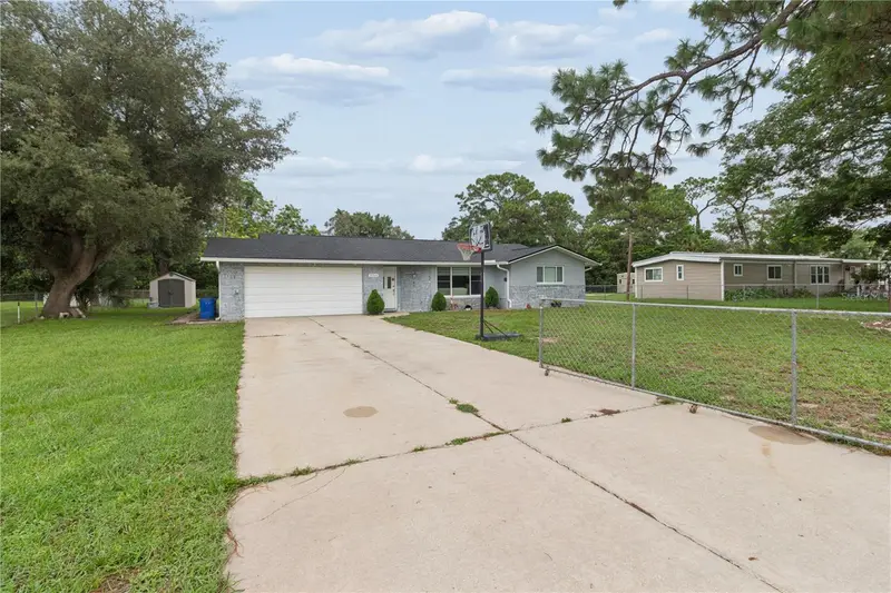 9733 Dick St, FL