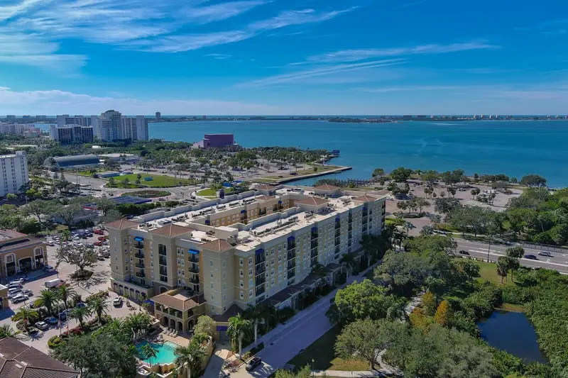 1064 N Tamiami Trl #1433, FL