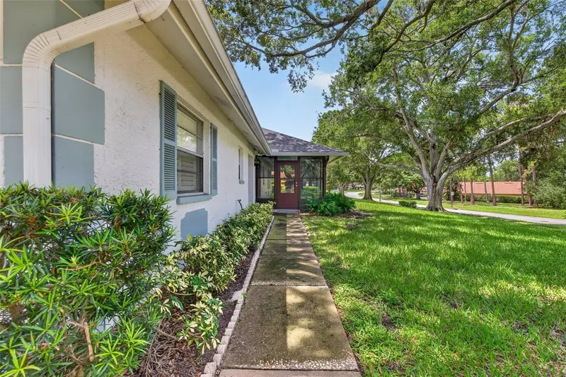 1275 Stonehaven Ln, FL