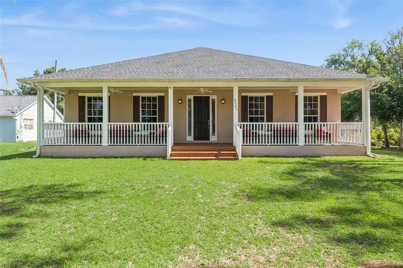 5121 Moore St, FL