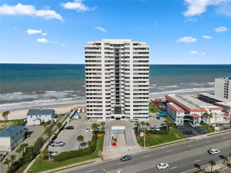 1420 N Atlantic Ave #703, FL