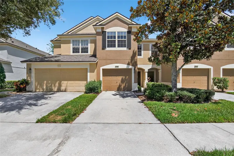 4746 Pond Ridge Dr, FL