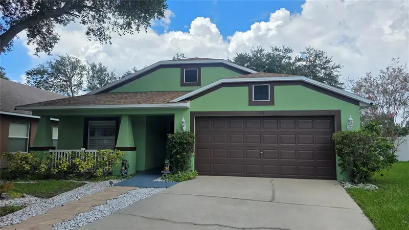 9708 White Barn Way, FL