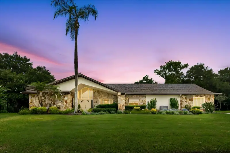 2364 Violet Pl, FL