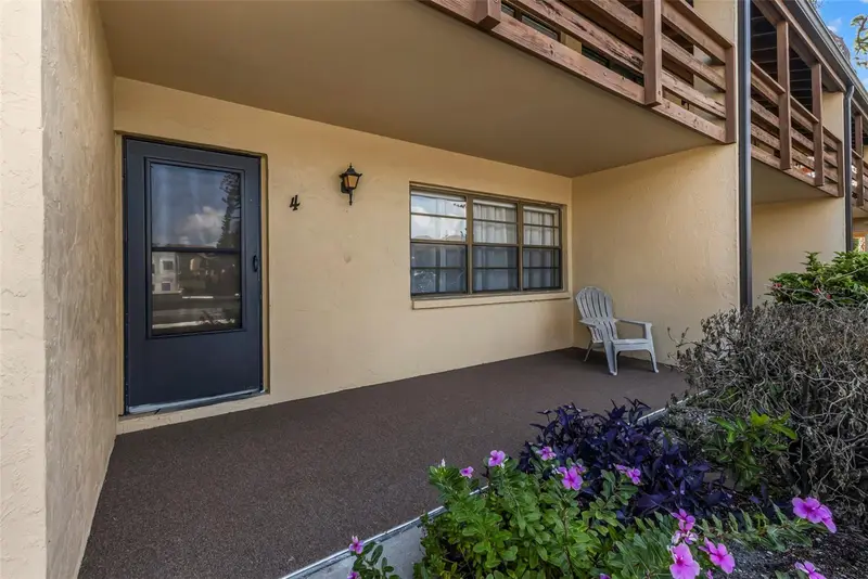 8 Quails Run Blvd #4, FL