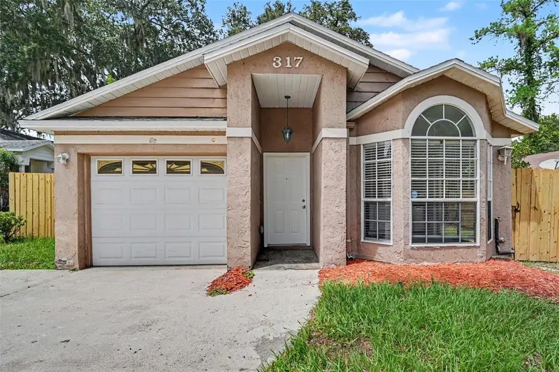 317 Mccoy Village Ct, FL