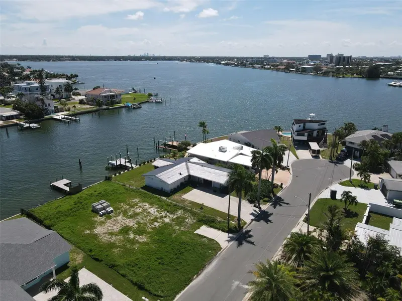 11125 4th St E, FL
