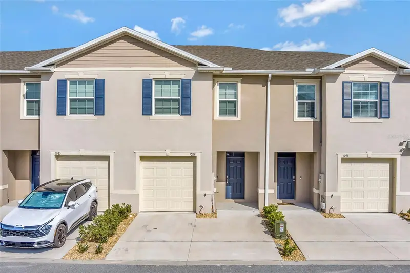 1089 Blue Jay Dr, FL