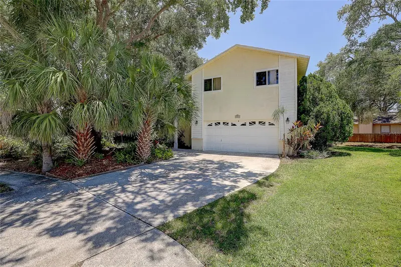 4505 33rd Ave W, FL